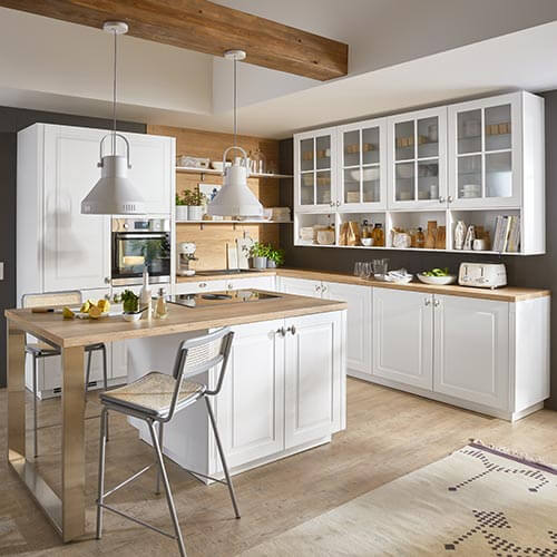landhauskueche sylt von nobilia fronten in lack alpinweiss matt und integrierte e-geräte