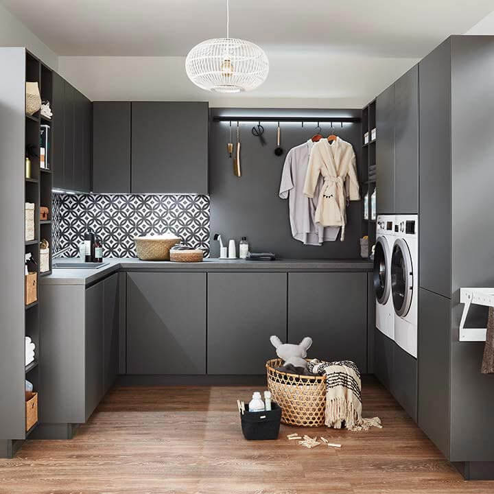 nobilia more than kitchen stauraum hauswirtschaftsraum granit schwarz look vorschau